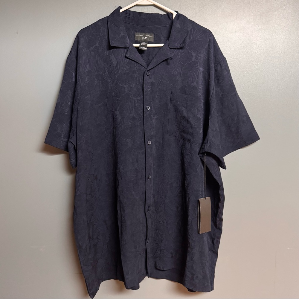 Shaquille O’Neal XLG Relaxed Fit Embossed Floral Navy Button-Up Shirt (Mens 2XL)